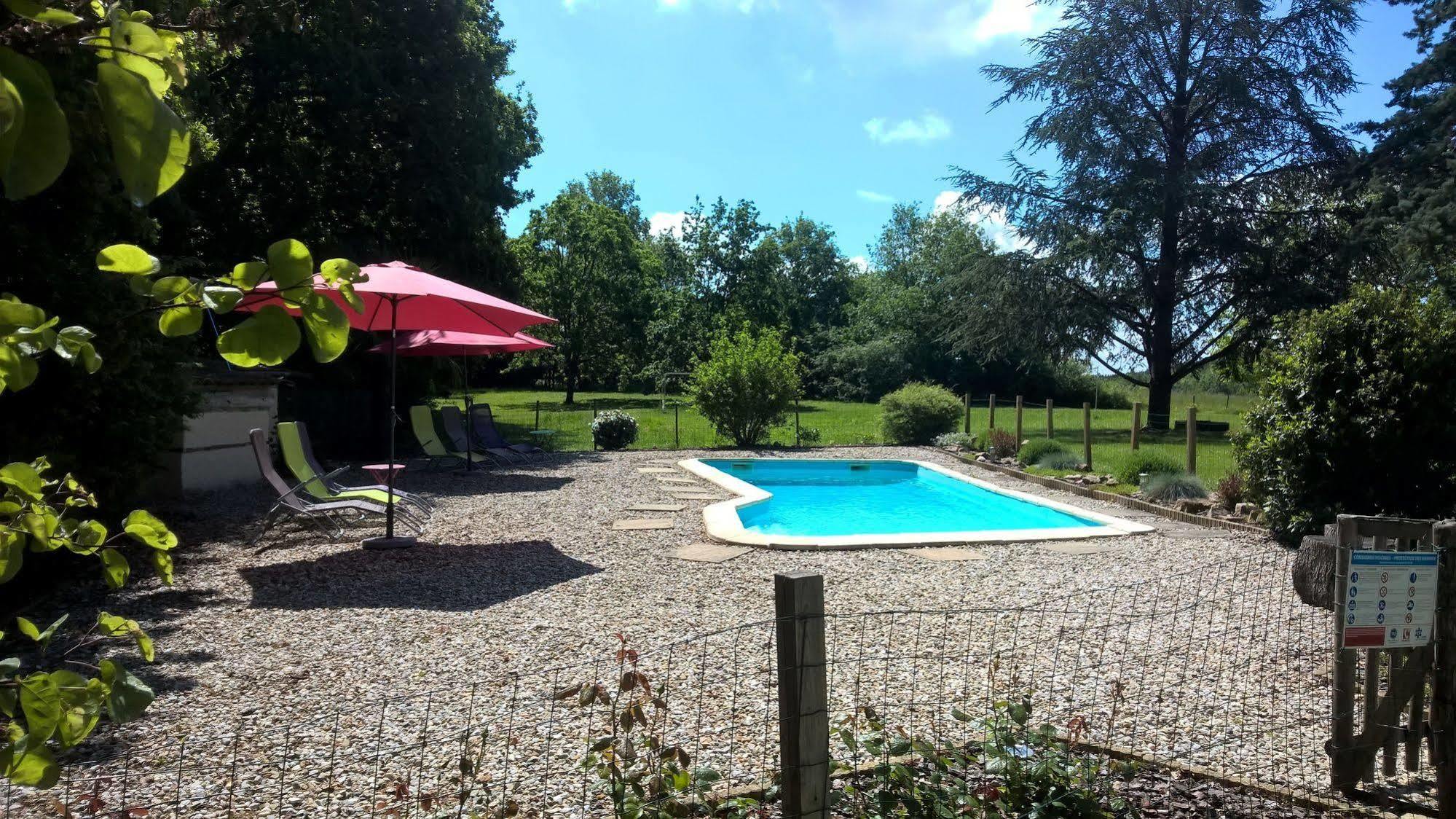 La Forestiere Monclar-de-Quercy ภายนอก รูปภาพ